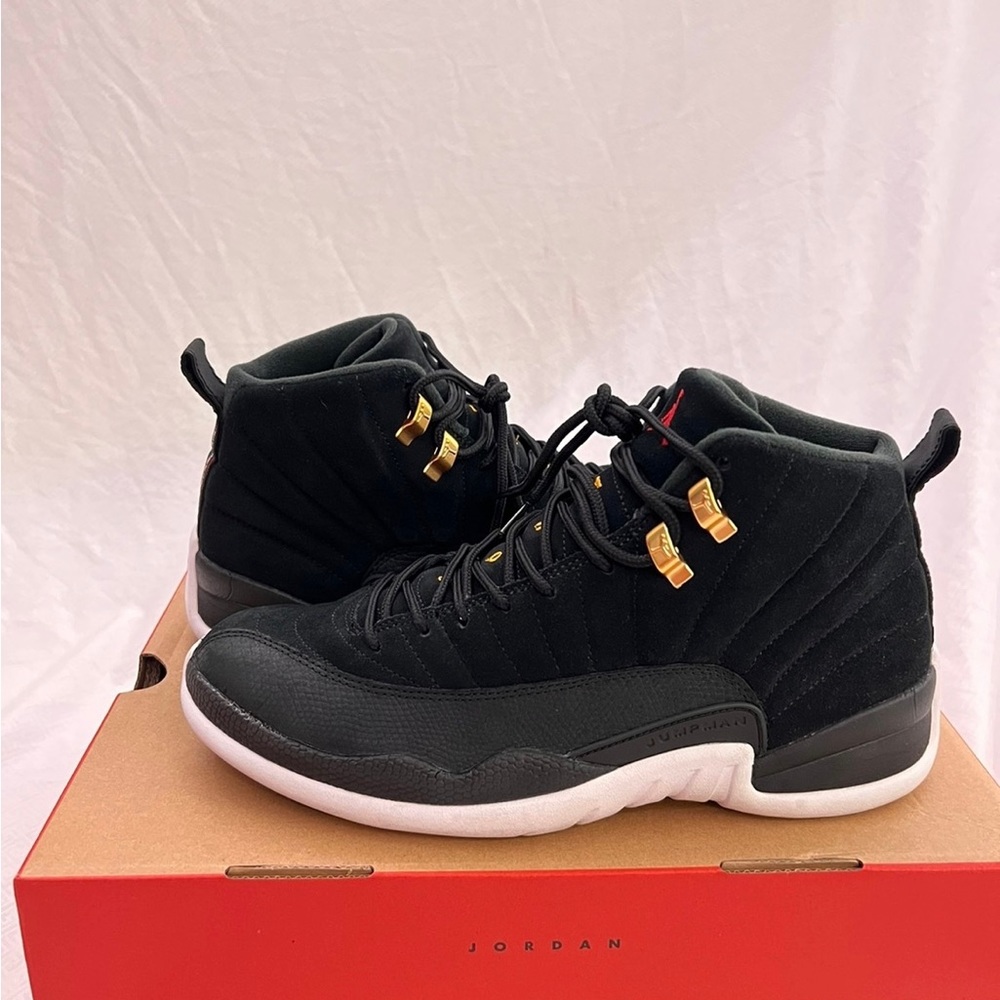 Jordan 12 size 9.5
